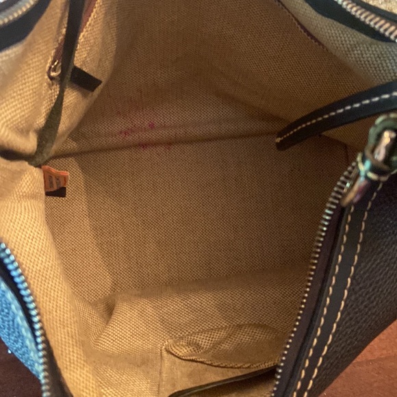 Dooney&Bourke - Picture 4 of 7